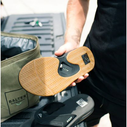 Reef - Fanning - Black/Silver - Velocity 21