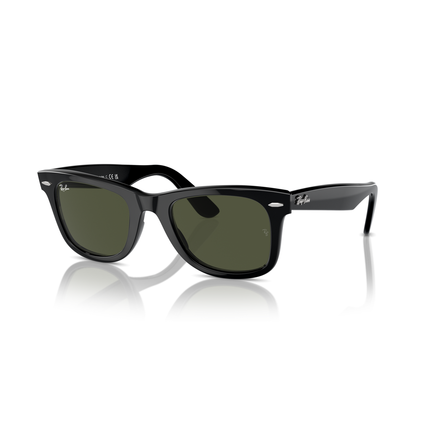 Black sunglasses with a reflective surface on a white background Polished Black + G-15 Green