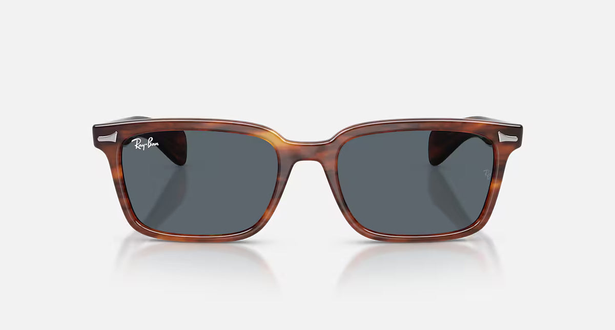 Ray-Ban Brunel Sunglasses - Velocity 21 Polished Striped Havana + Dark Blue
8056262980866