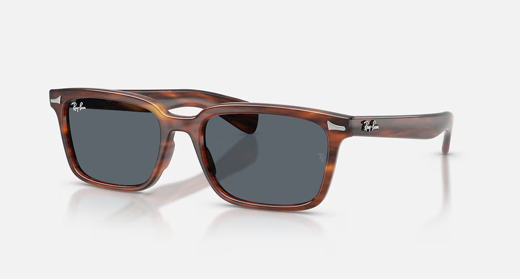 Ray-Ban Brunel Sunglasses - Velocity 21 Polished Striped Havana + Dark Blue
8056262980866