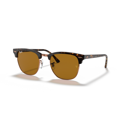 Sunglasses with brown lenses and tortoiseshell frame on a white background Polished Havana + B-15 Brown