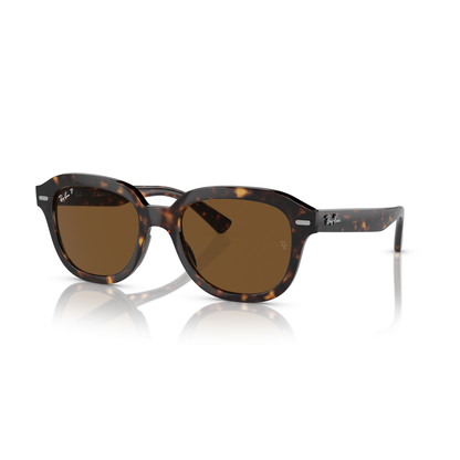 Tortoiseshell sunglasses with brown lenses on a white background Polished Havana + Brown Polarised