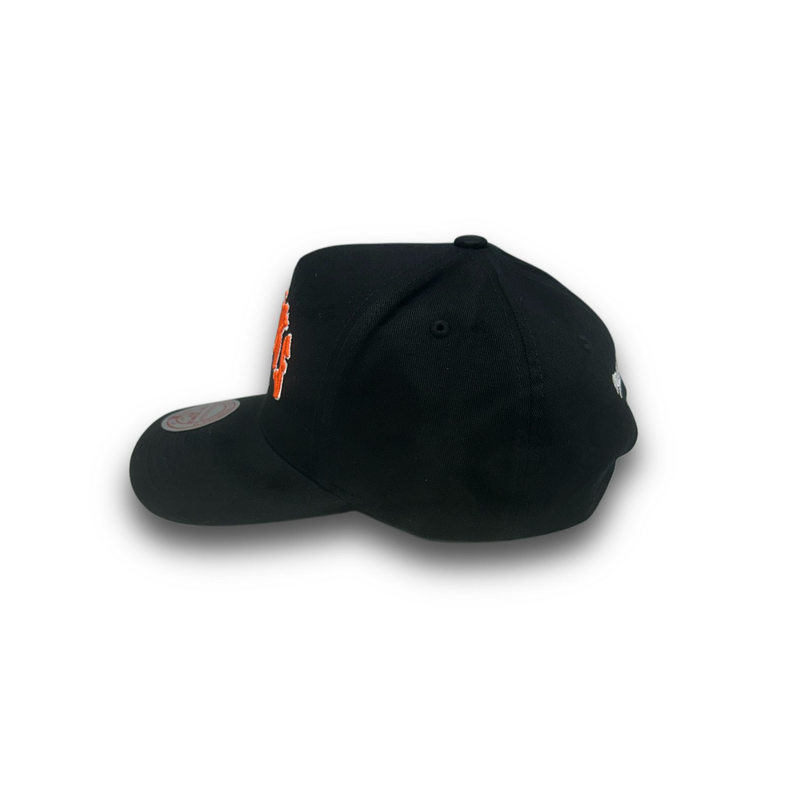 Black Letter Pro Pinch Snapback - Knicks