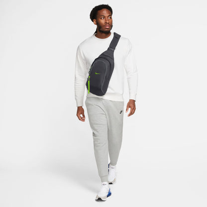 Nike SB - Essential Sling Bag - Velocity 21