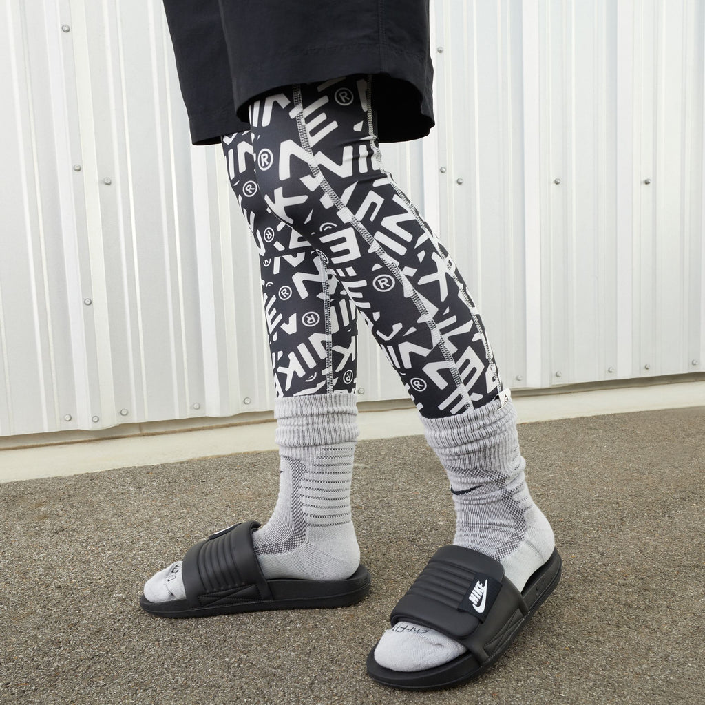 W Offcourt Adjustable Slide