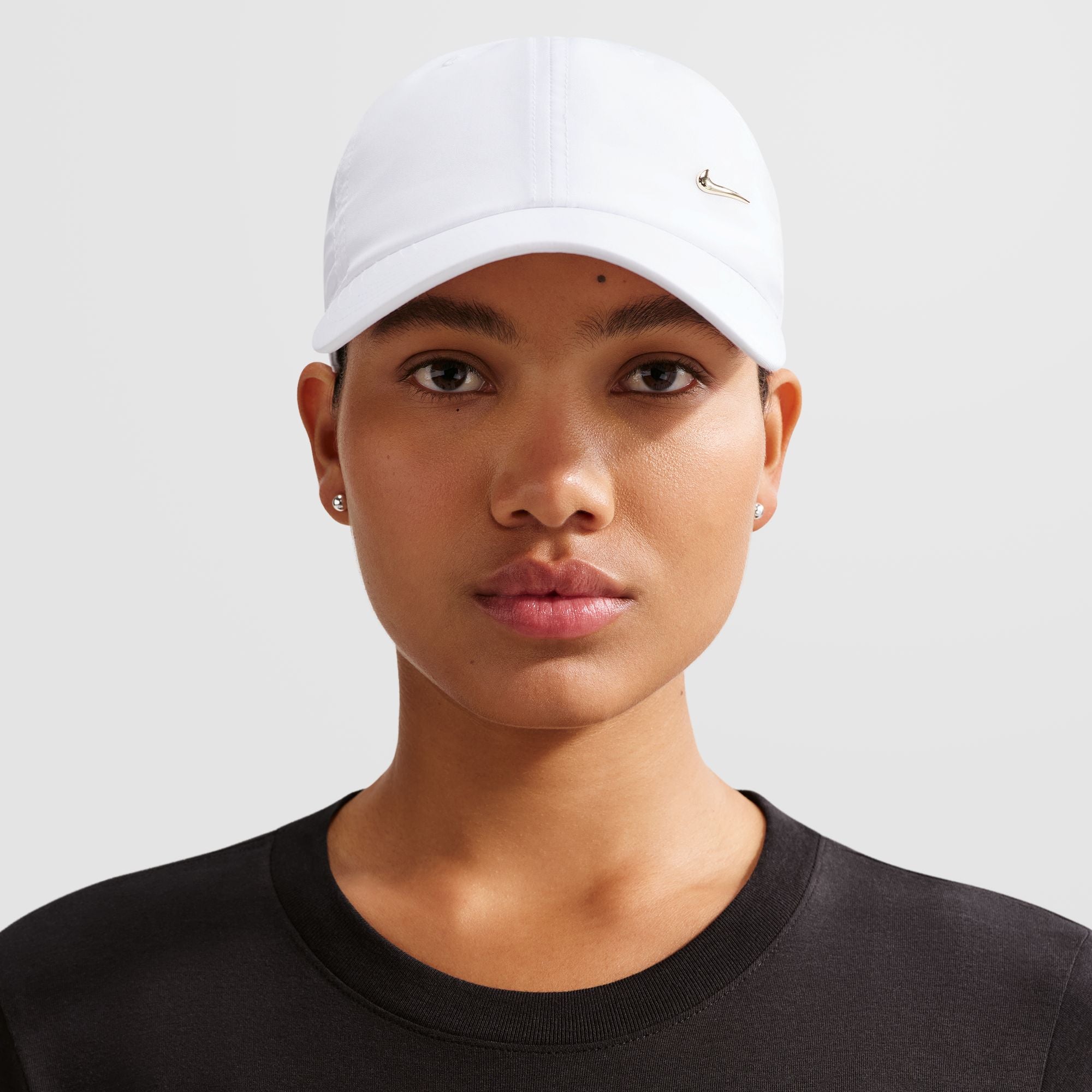 Nike Dri-FIT Unstructured Metal Swoosh Cap - White