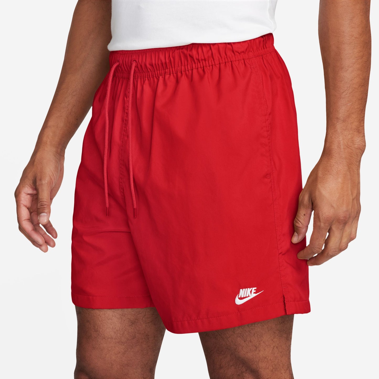 Club Woven Flow Short - University Red