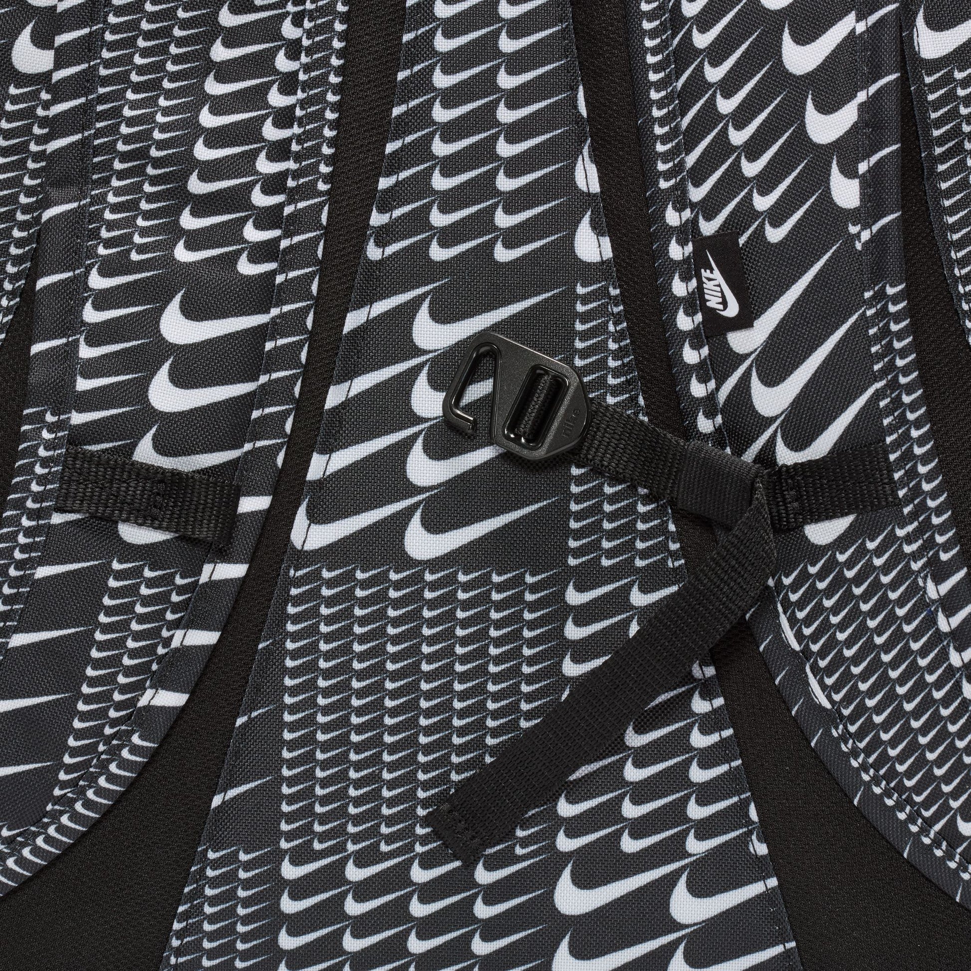 Nike SB - Hayward Backpack - Black/White - Velocity 21