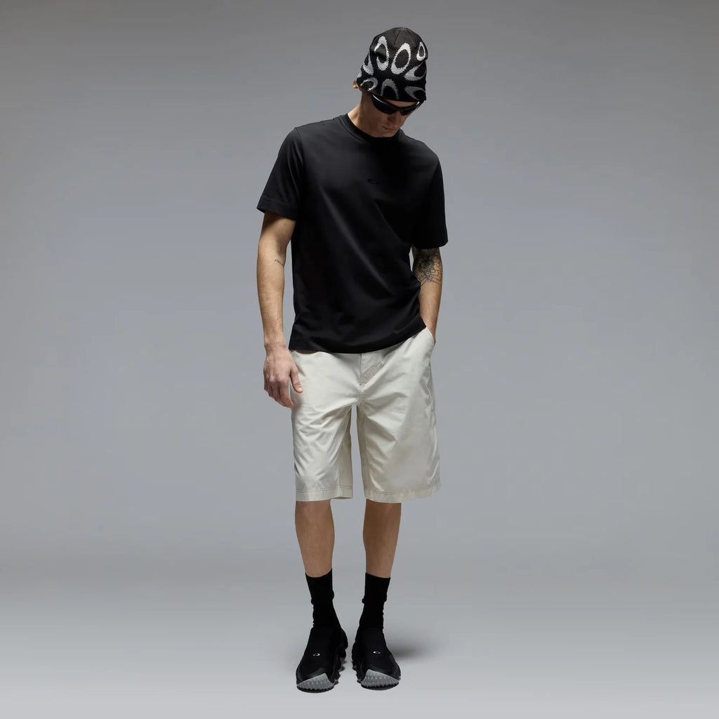 Stacked Flow Tee - Pitch Black