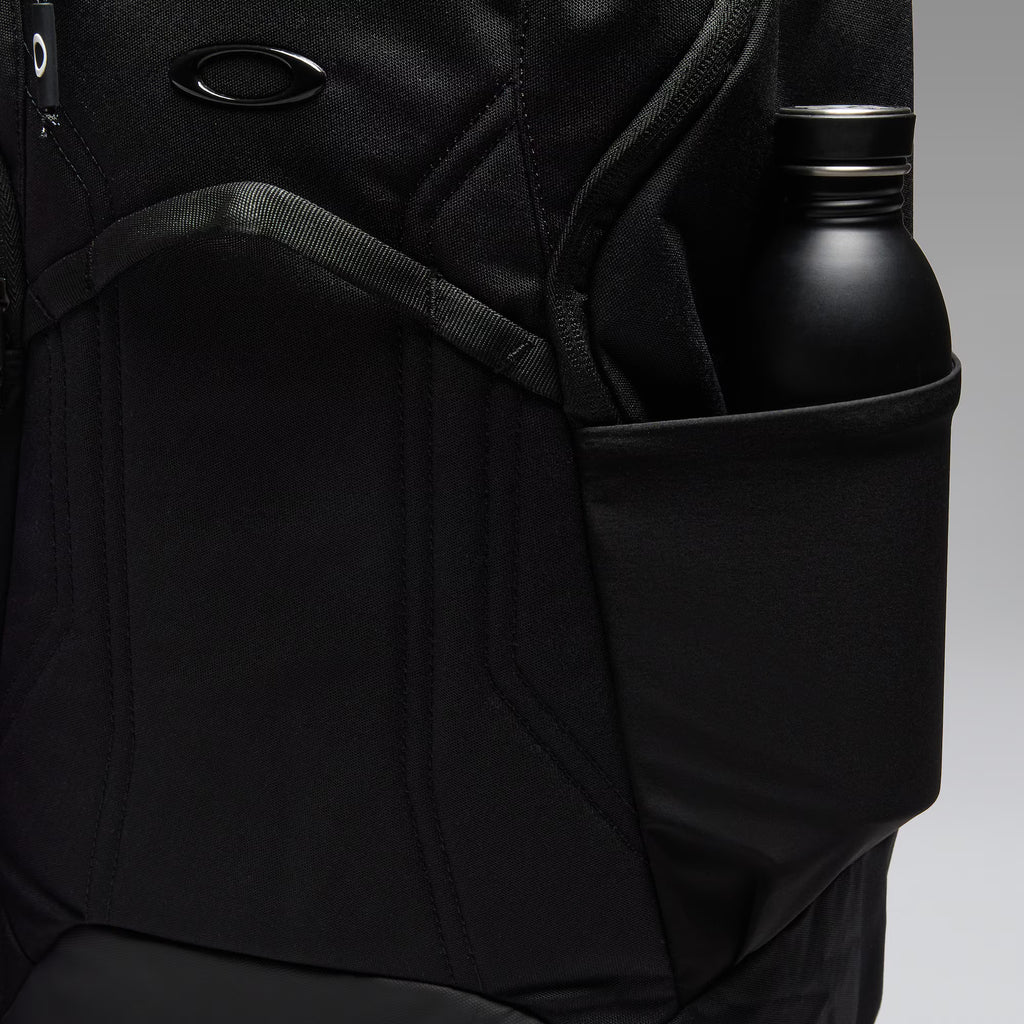 Enduro 20L Backpack - Pitch Black
