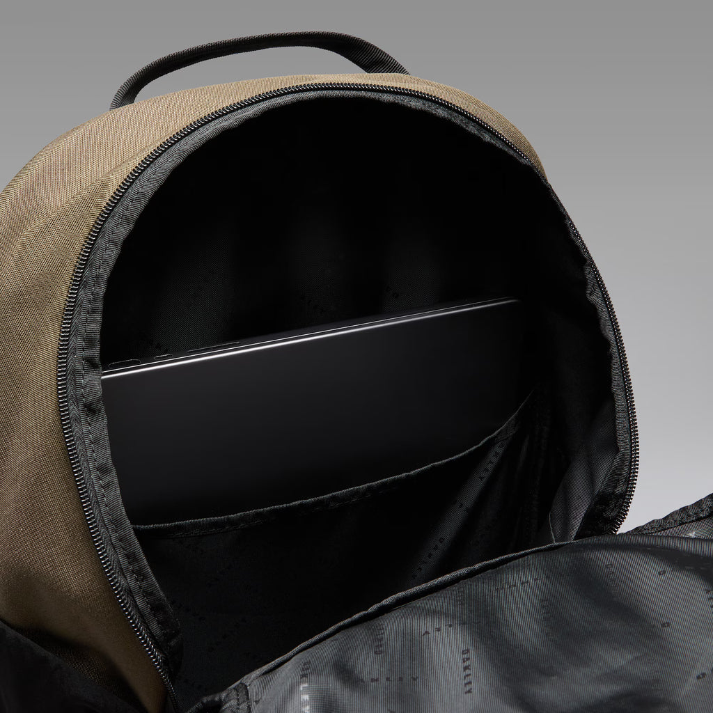 Enduro 20L Backpack - Deep Olive