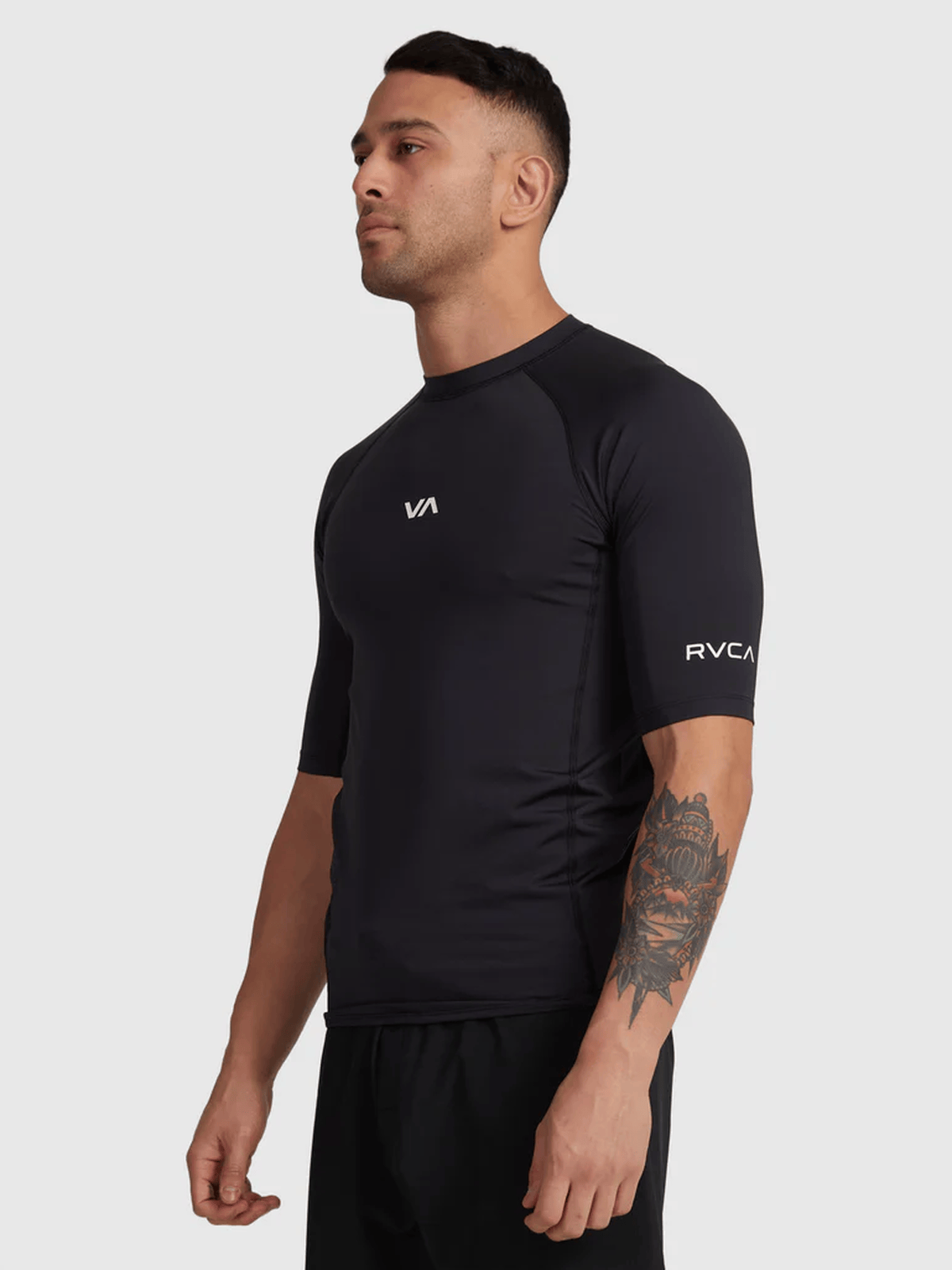 RVCA - VA SS Rashguard - Black - Velocity 21