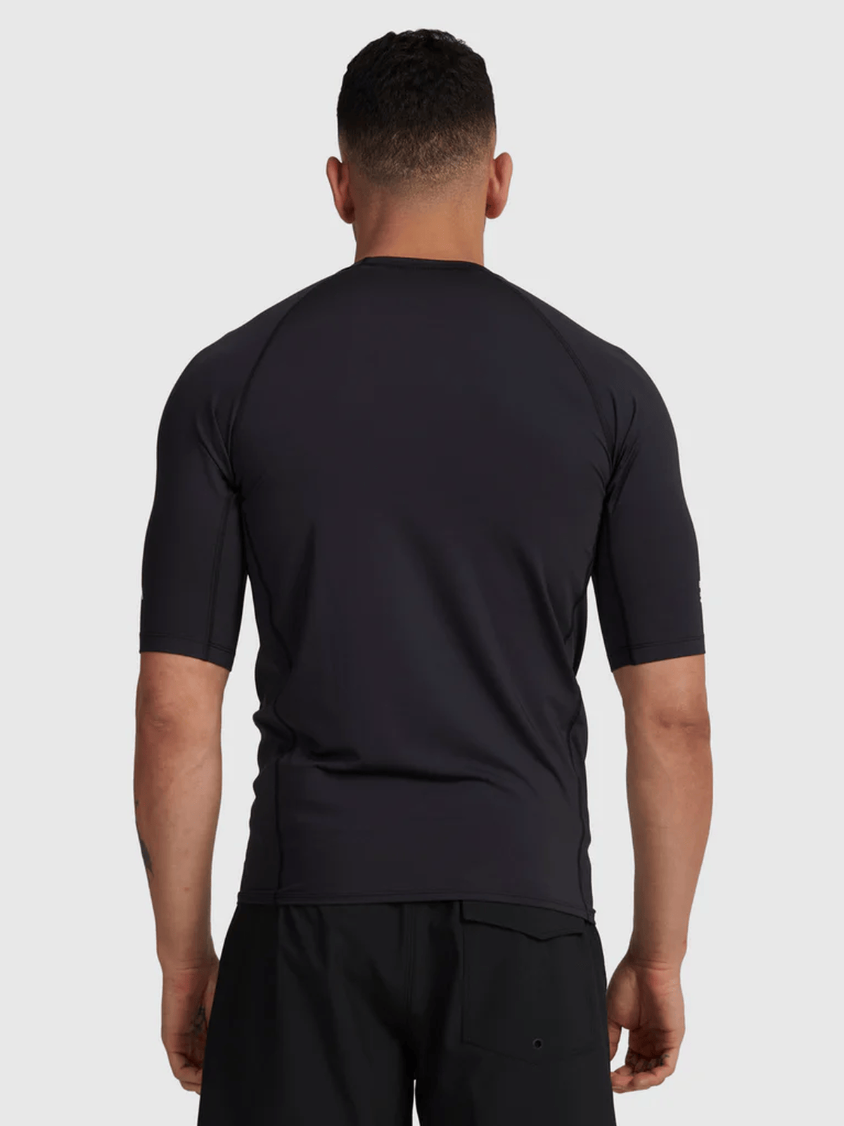 RVCA - VA SS Rashguard - Black - Velocity 21