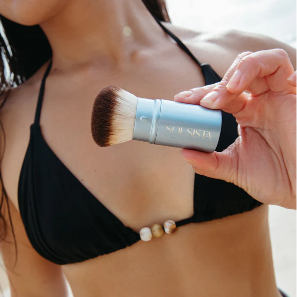 Sol Sista Collective - Retractable Kabuki Makeup Brush - Velocity 21