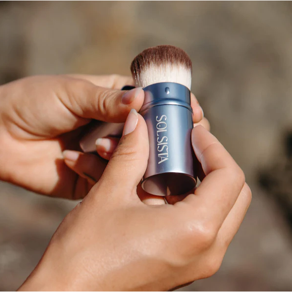 Sol Sista Collective - Retractable Kabuki Makeup Brush - Velocity 21