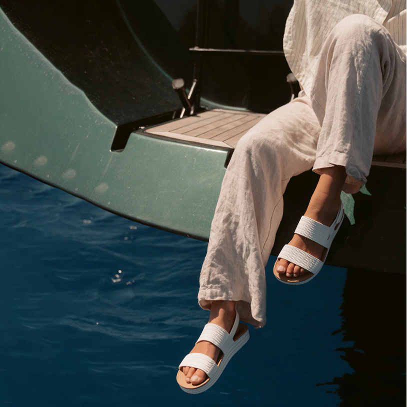 Reef - Water Vista - White/Tan - Velocity 21