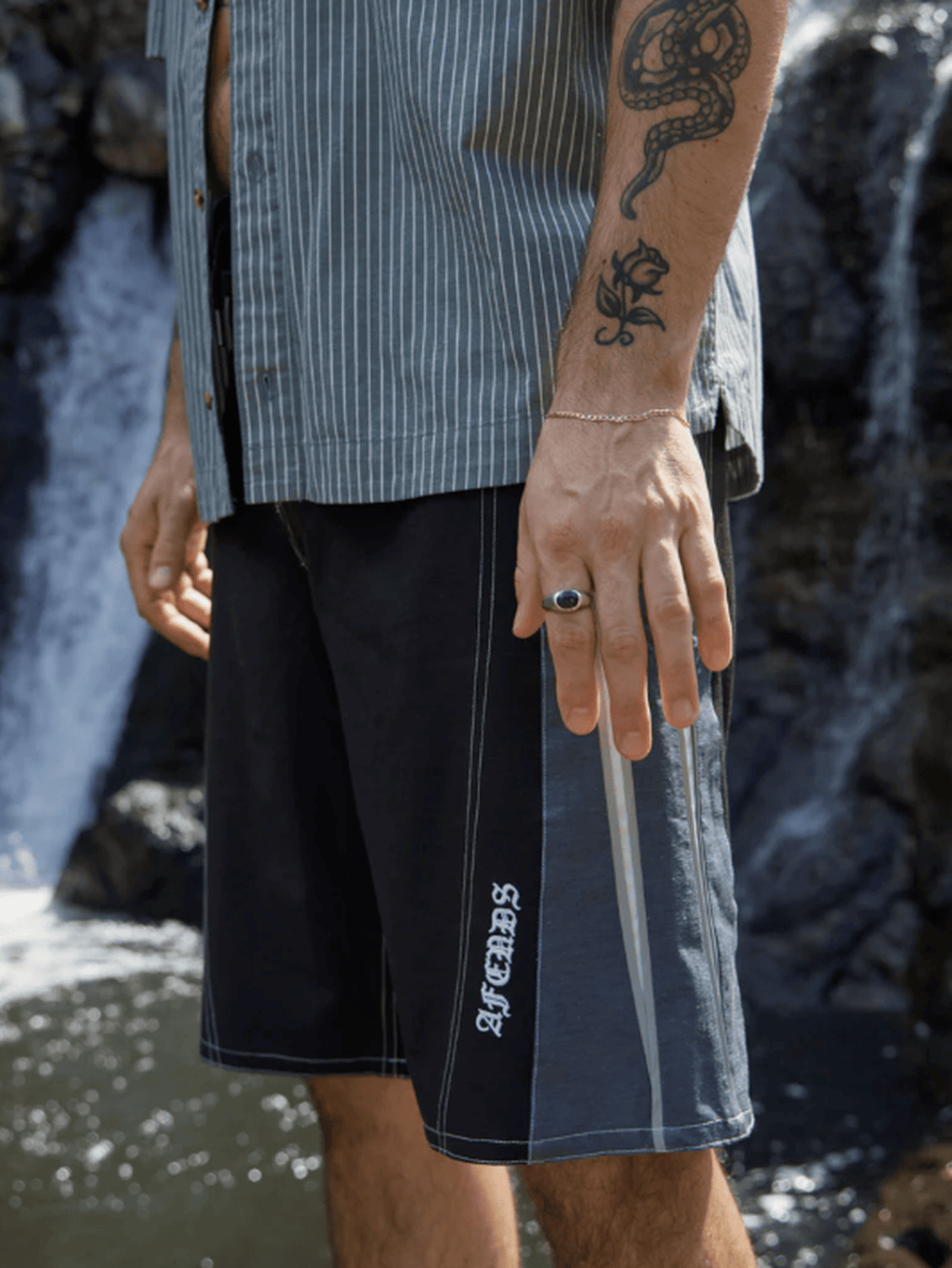 Afends - Forum Hemp Surf Related V2 Boardshort 22" - Velocity 21