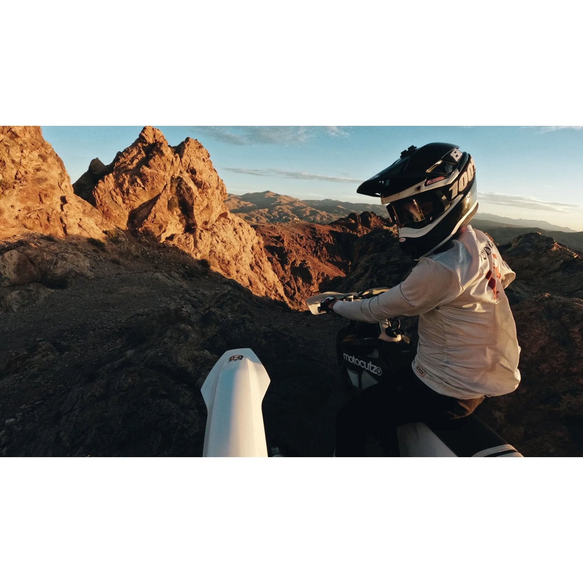 GoPro - Curved + Flat Adhesive Mounts - Velocity 21