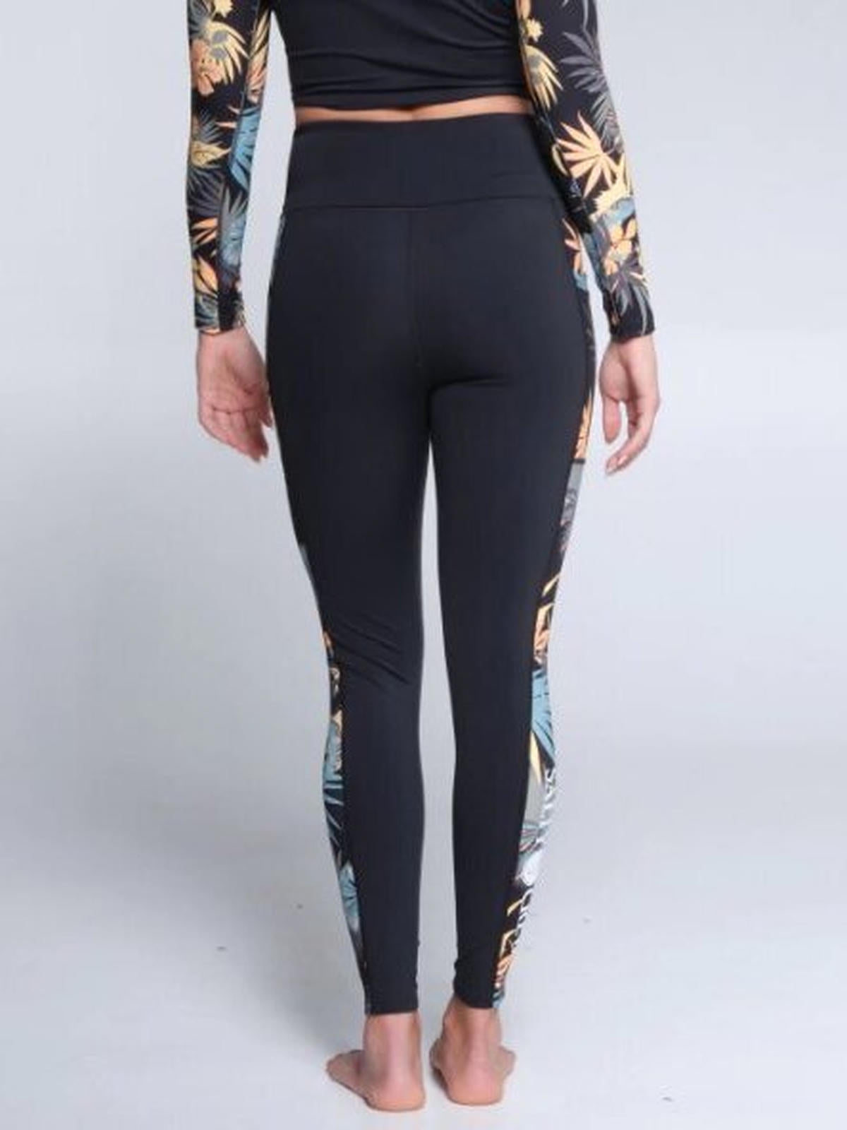 Salty Crew - Find Refuge Legging - Multi - Velocity 21