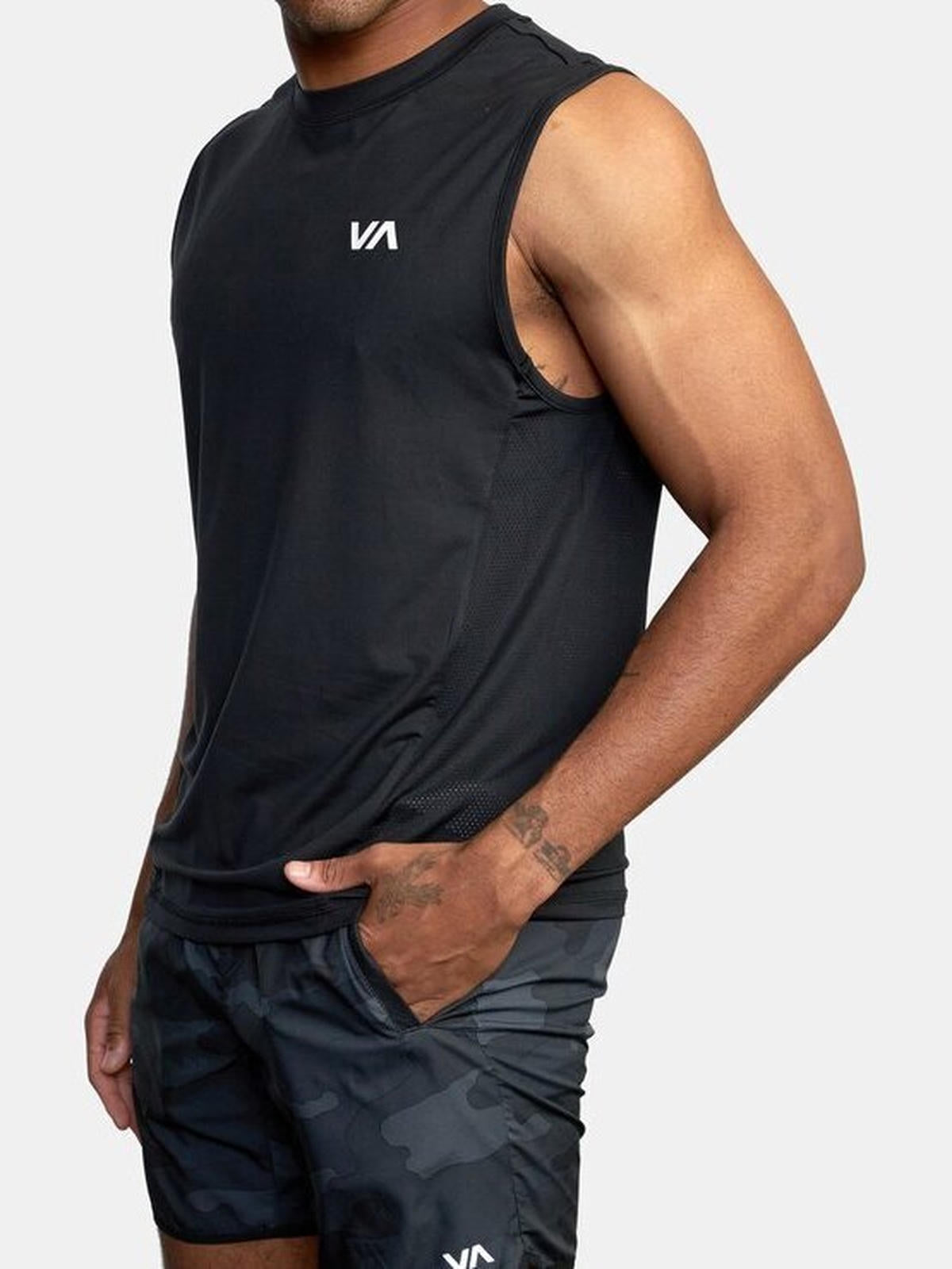 RVCA - Sport Vent Muscle - Velocity 21
