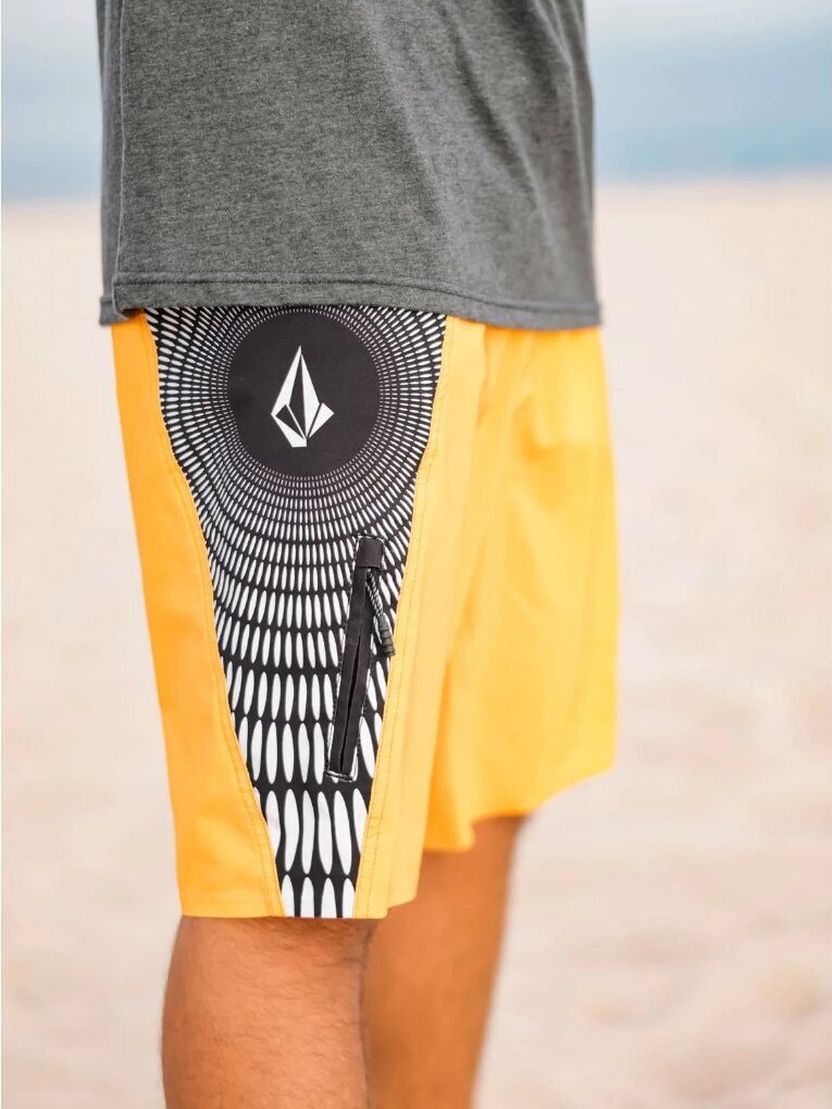 Volcom - Surf Vitals J Robinson Mod 20" - Velocity 21